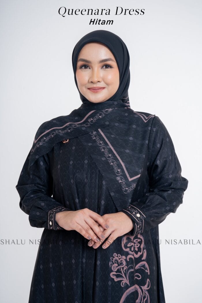Queenara dress - Image 8