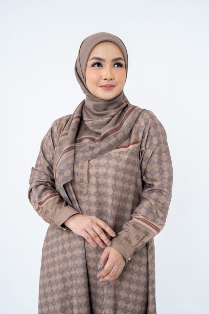 Anjani dress - Image 12