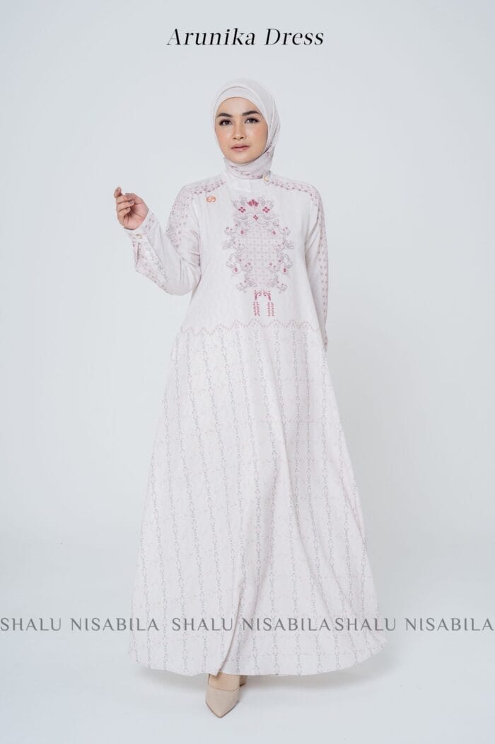 Arunika dress - Image 5