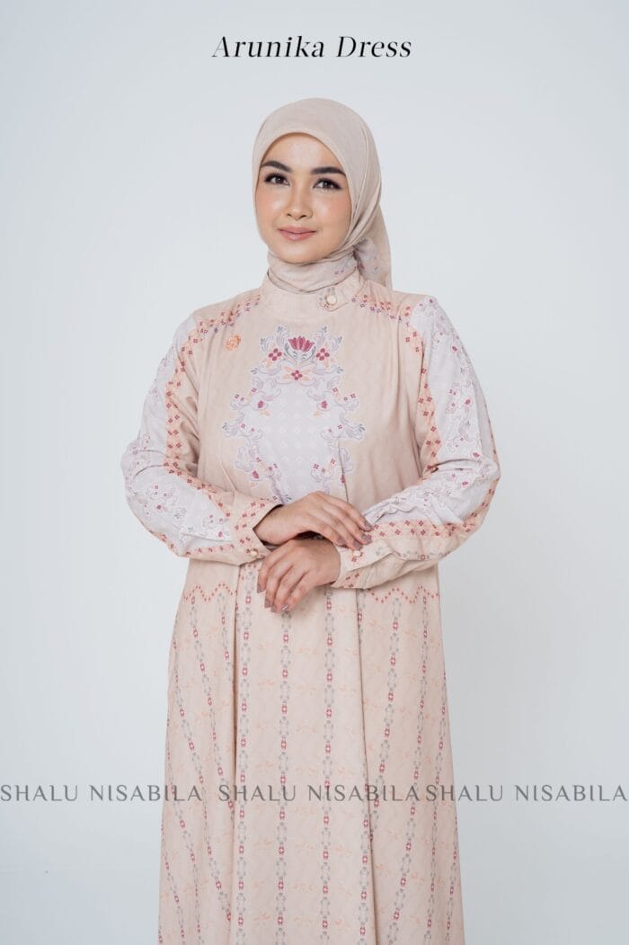 Arunika dress - Image 2