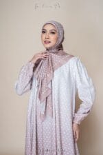 Bashnin dress - Image 2