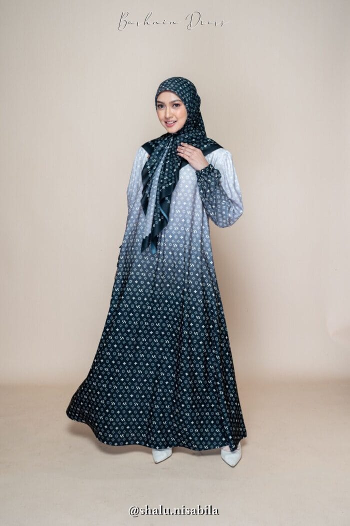 Bashnin dress - Image 3