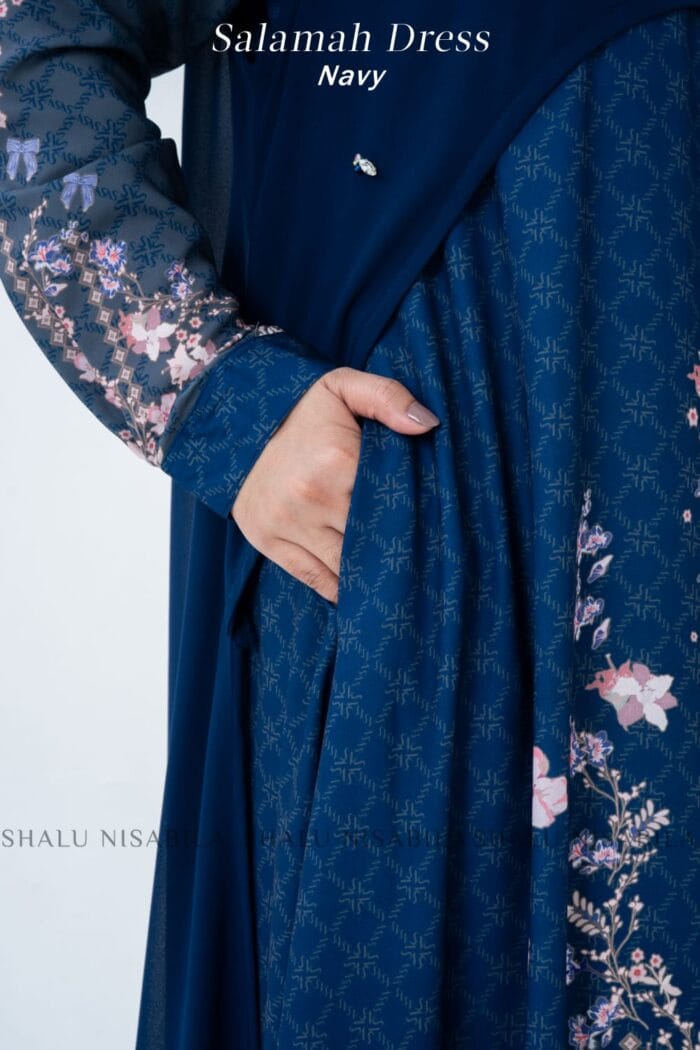 Salamah dress - Image 7