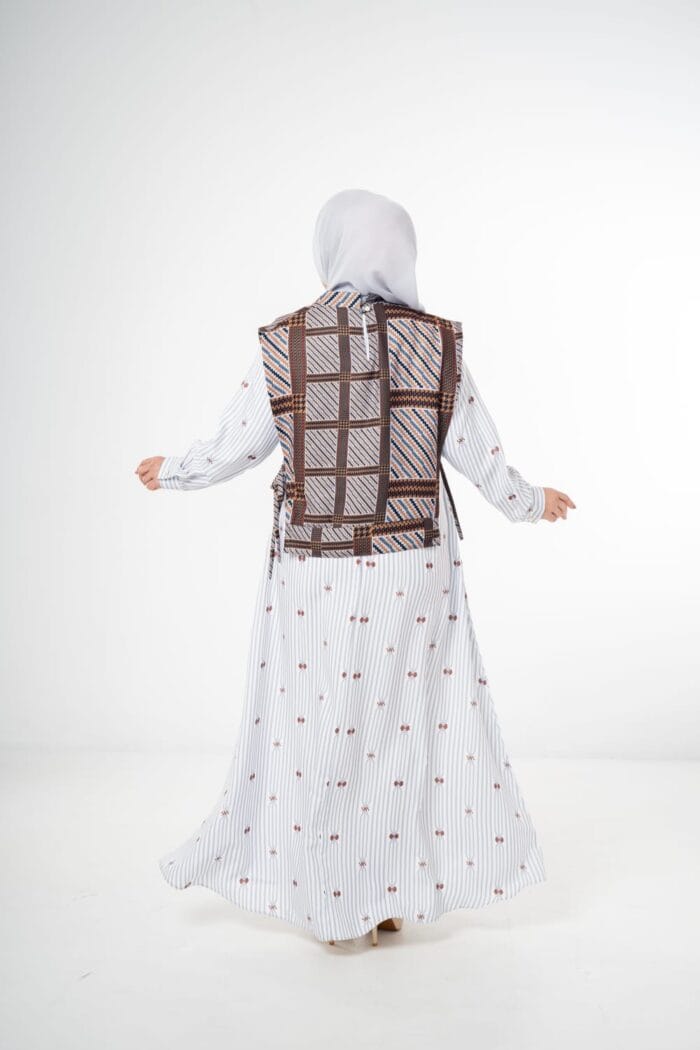 Asvara dress - Image 6