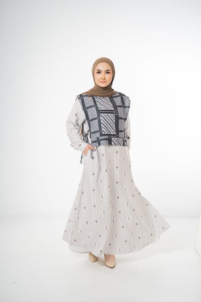 Asvara dress - Image 14