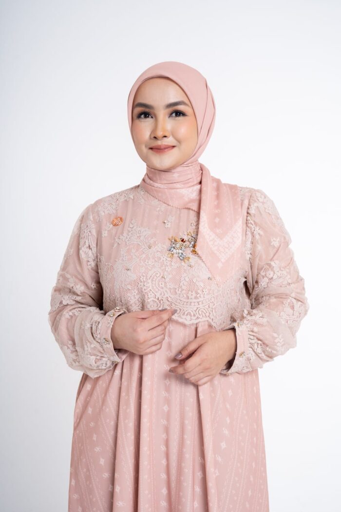 Lumiere dress - Image 15