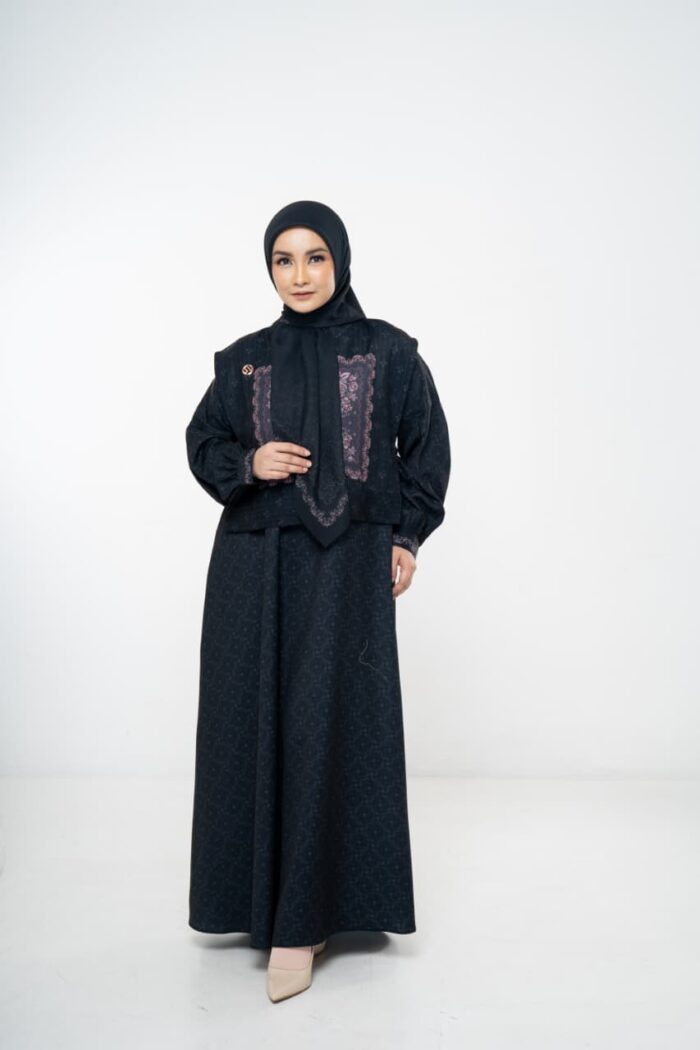 Latafa dress - Image 6