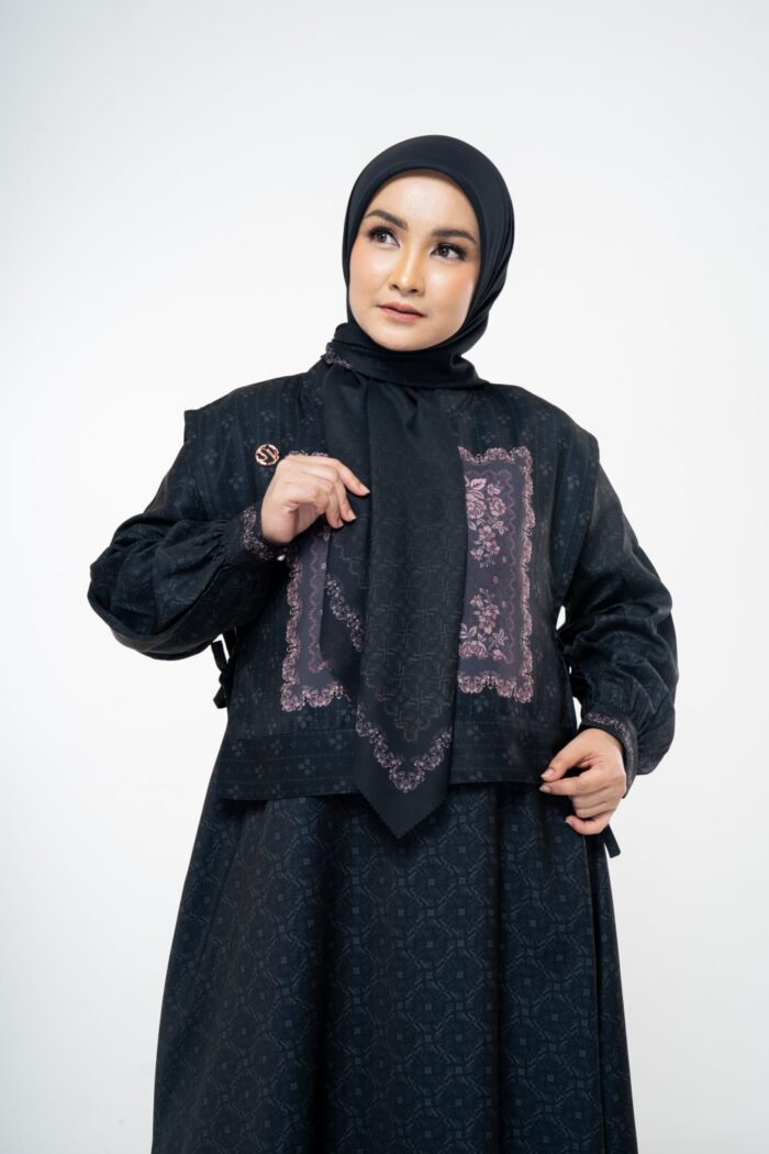 Latafa dress - Image 5