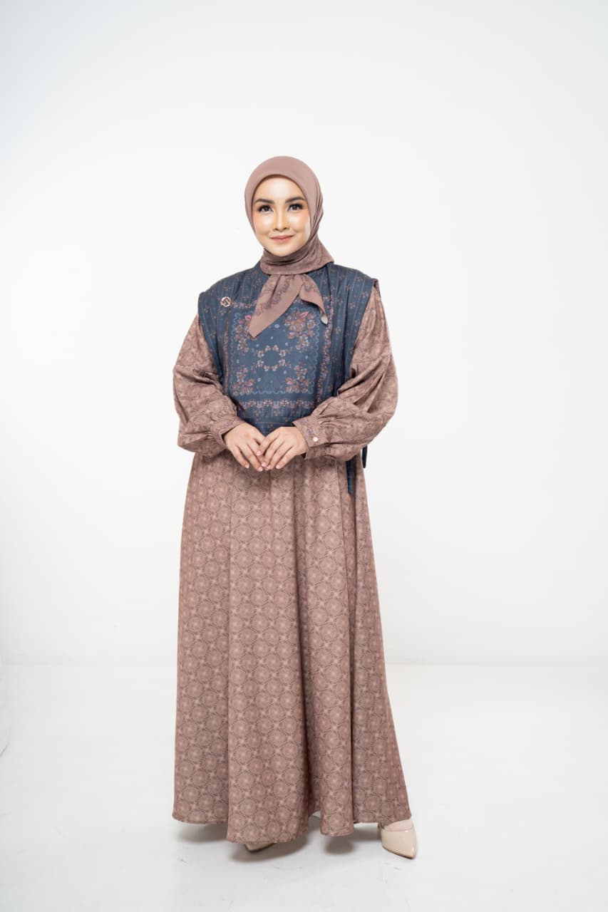 WhatsApp Image 2026-10-27 at 09.28.02 Latafa dress - Image 1