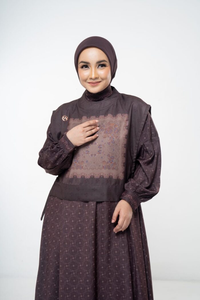Latafa dress - Image 7